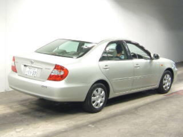 2004 Toyota Camry