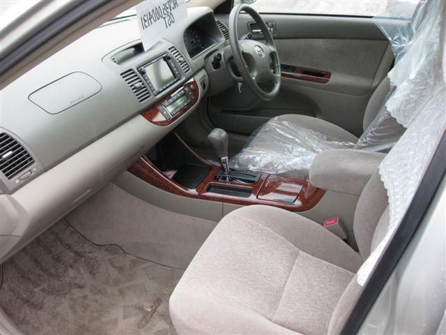 2004 Toyota Camry