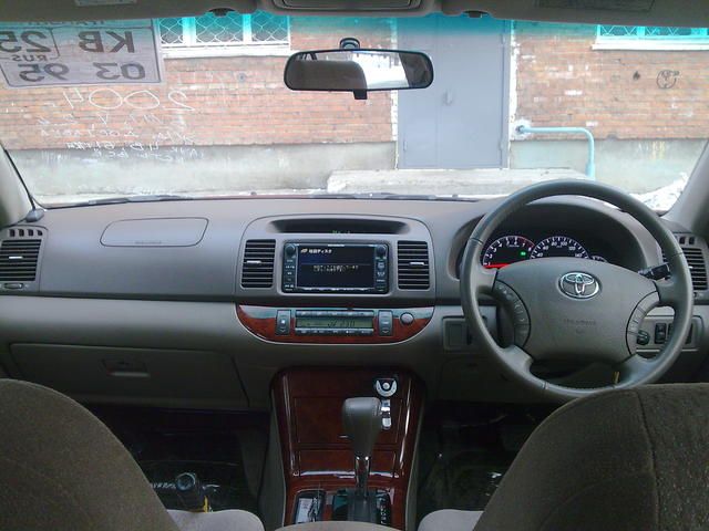 2004 Toyota Camry