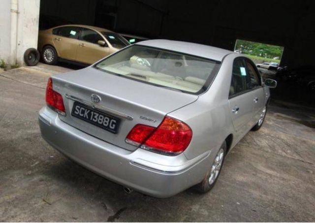 2004 Toyota Camry