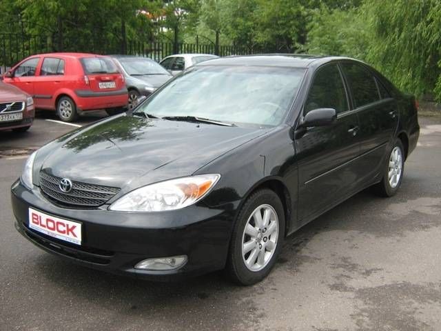 2004 Toyota Camry