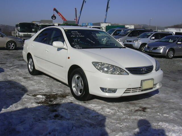 2004 Toyota Camry