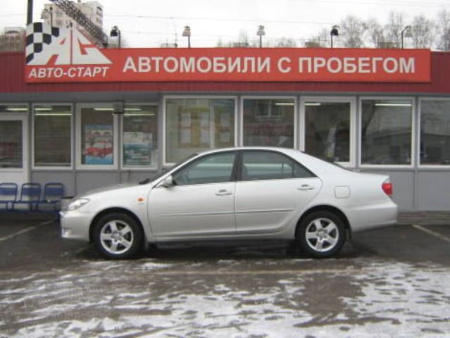 2004 Toyota Camry