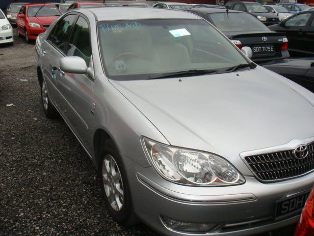 2004 Toyota Camry