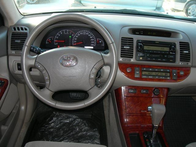 2004 Toyota Camry