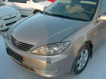 2004 Toyota Camry Photos