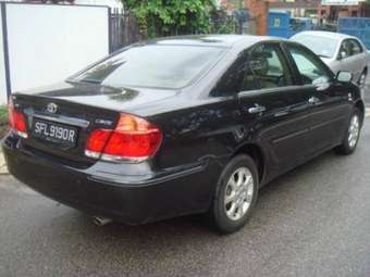 2004 Toyota Camry Photos