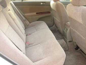 2004 Toyota Camry Pictures