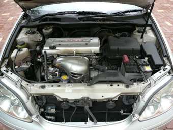 2004 Toyota Camry Pics