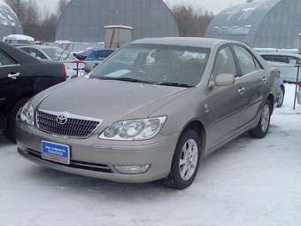 2004 Toyota Camry Pictures