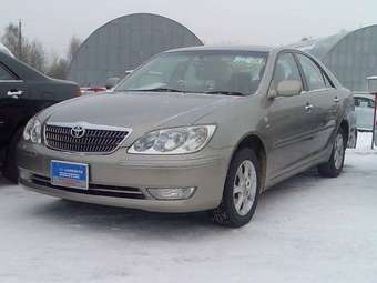 2004 Toyota Camry Pictures