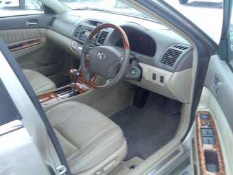 2004 Toyota Camry Pictures