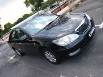 2004 Toyota Camry Pictures