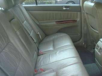 2004 Toyota Camry Pictures