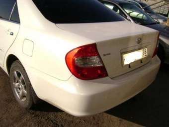 2004 Toyota Camry Pictures