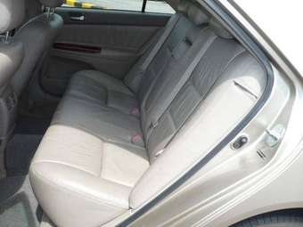 2004 Toyota Camry Pictures