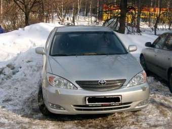2004 Toyota Camry Photos