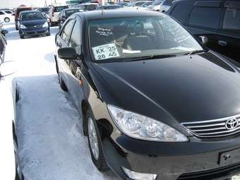 2004 Toyota Camry Images