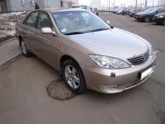 2004 Toyota Camry Photos