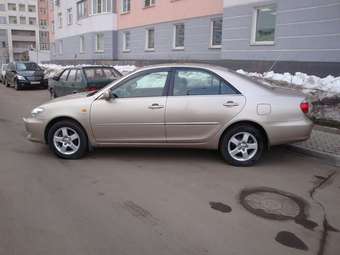 2004 Toyota Camry Pictures