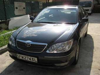 2004 Toyota Camry Photos