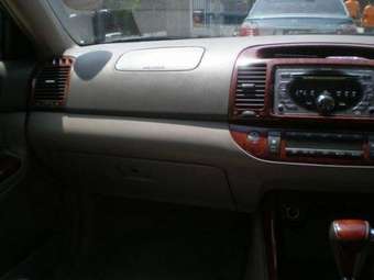 2004 Toyota Camry Pictures