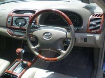 2004 Toyota Camry Photos