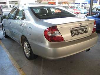 2004 Toyota Camry Pics
