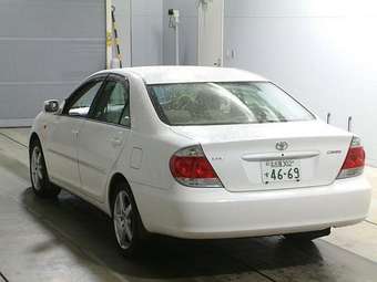 2004 Toyota Camry Pictures