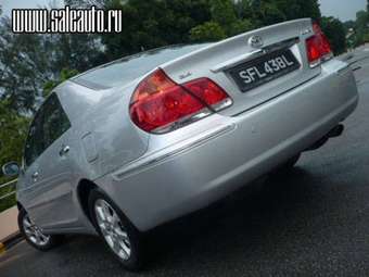 2004 Toyota Camry Pictures