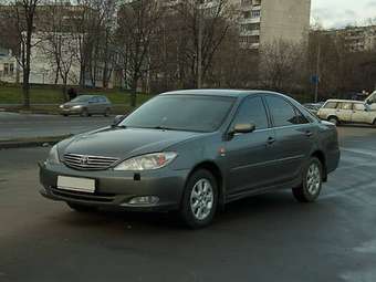2004 Toyota Camry Photos