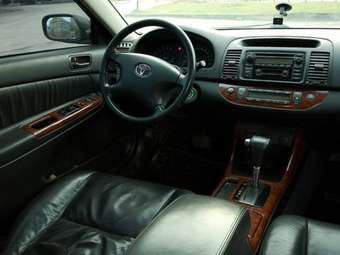 2004 Toyota Camry Pictures