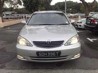 2004 Toyota Camry Pictures