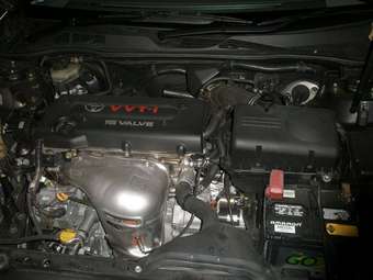 2004 Toyota Camry Pictures