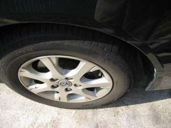 2004 Toyota Camry Pictures