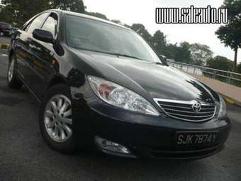 2004 Toyota Camry Pictures