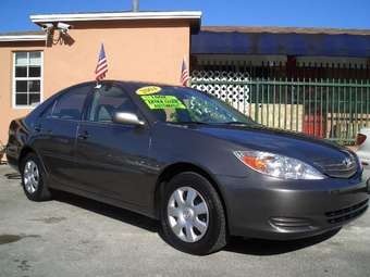 2004 Toyota Camry Wallpapers