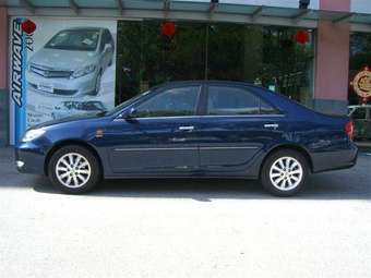 2004 Toyota Camry Photos