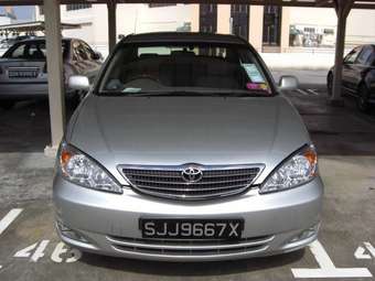 2004 Toyota Camry Pictures