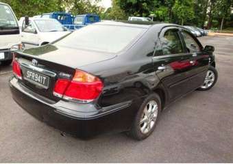 2004 Toyota Camry Pictures