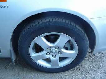 2004 Toyota Camry Pictures