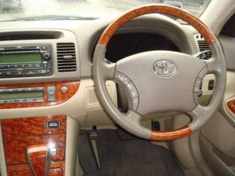 2004 Toyota Camry Pictures
