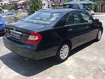 2004 Toyota Camry Pictures