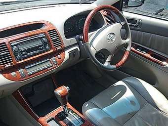 2004 Toyota Camry Pics