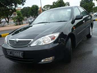 2004 Toyota Camry Wallpapers