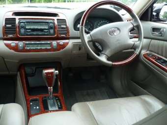 2004 Toyota Camry Pictures