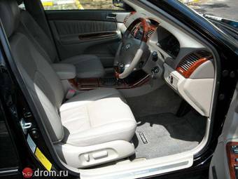 2004 Toyota Camry Photos