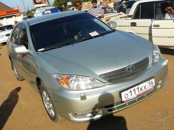 2004 Toyota Camry Pictures