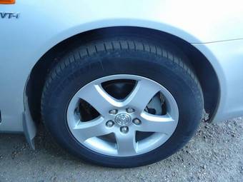 2004 Toyota Camry Photos