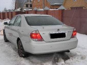 2004 Toyota Camry Pics